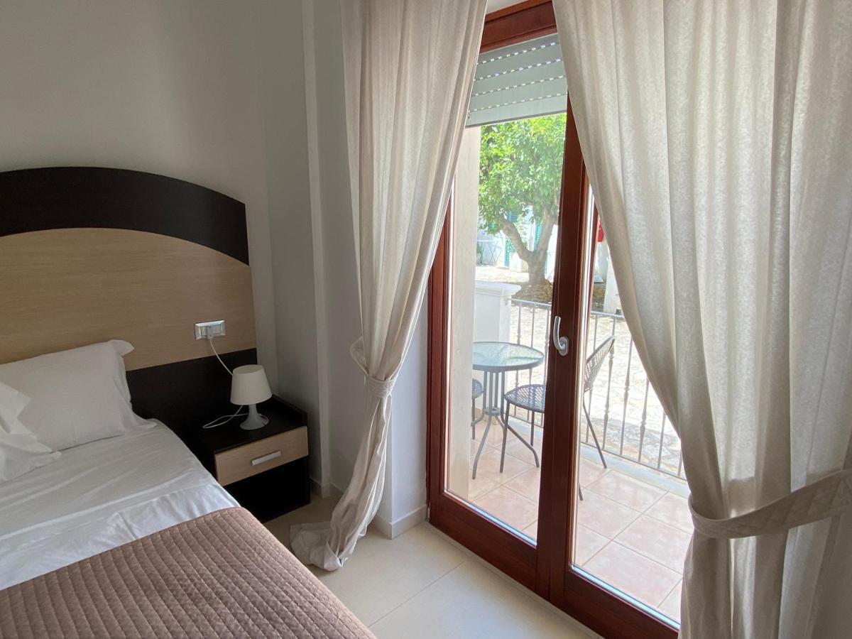 Citta Bianca Country Resort Ostuni Exterior photo